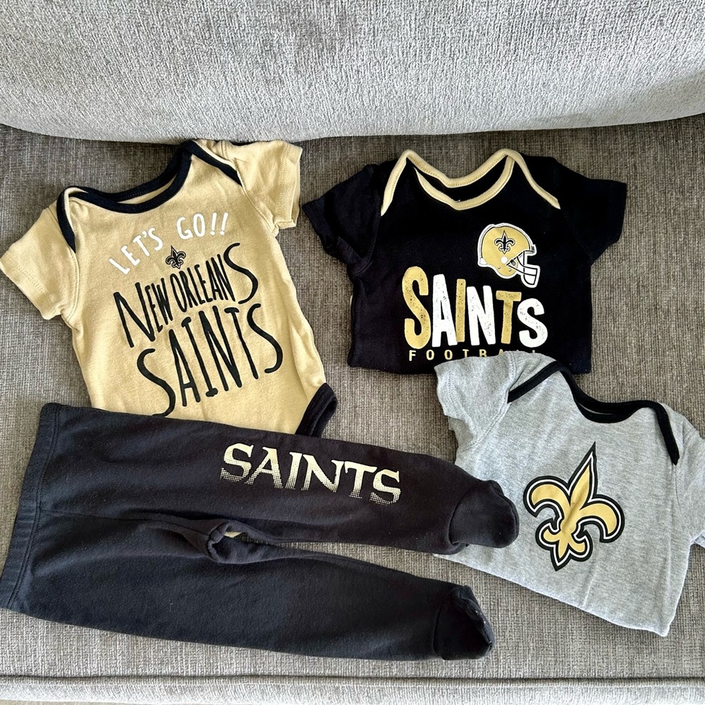 6-9 Month NFL New Orleans Saints Onesies and Footie Pants 🖤⚜️🏈